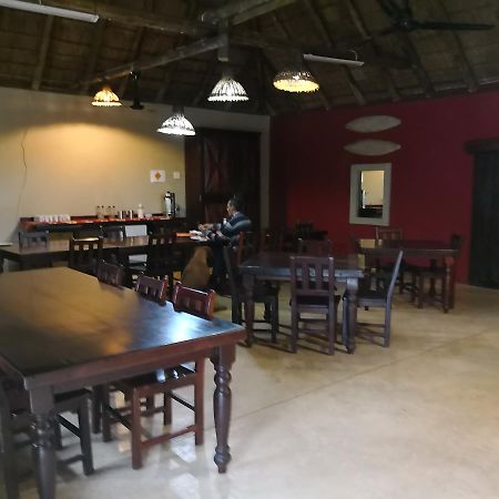 Touch Of Africa Lodge Lanseria Exterior foto